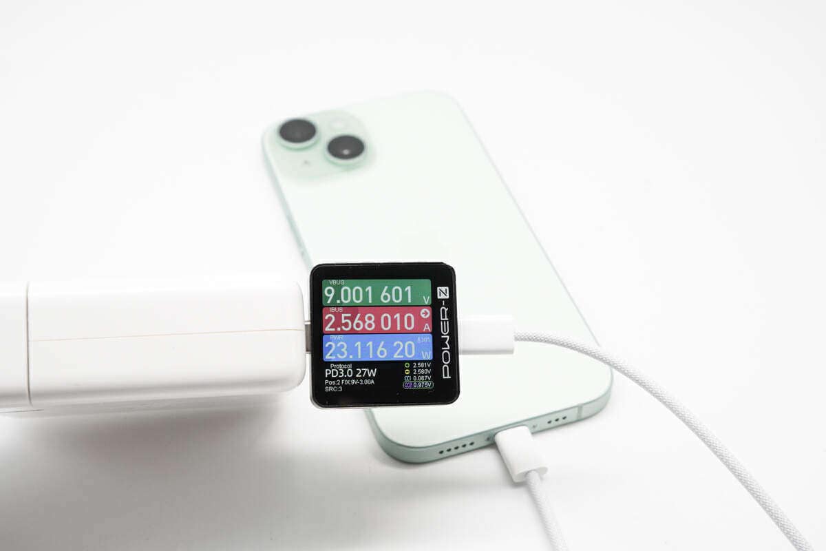 苹果全家桶充电器上阵,iPhone15 手机满电耗时测试-充电头网