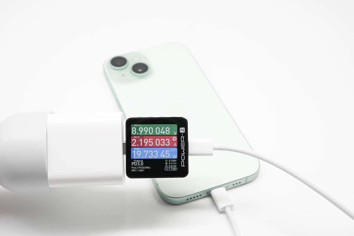苹果全家桶充电器上阵,iPhone15 手机满电耗时测试-充电头网