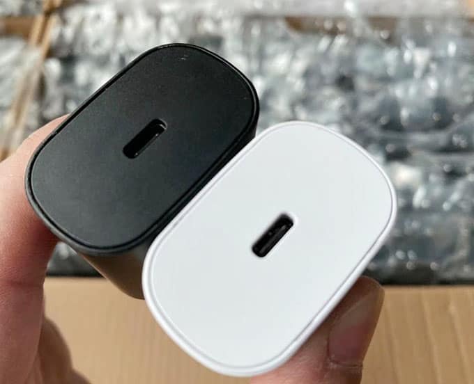 wholesale oem odm 25W PD adaptor US EU AU  UK  Wall plug Type C Charger USB-C Power Adapter