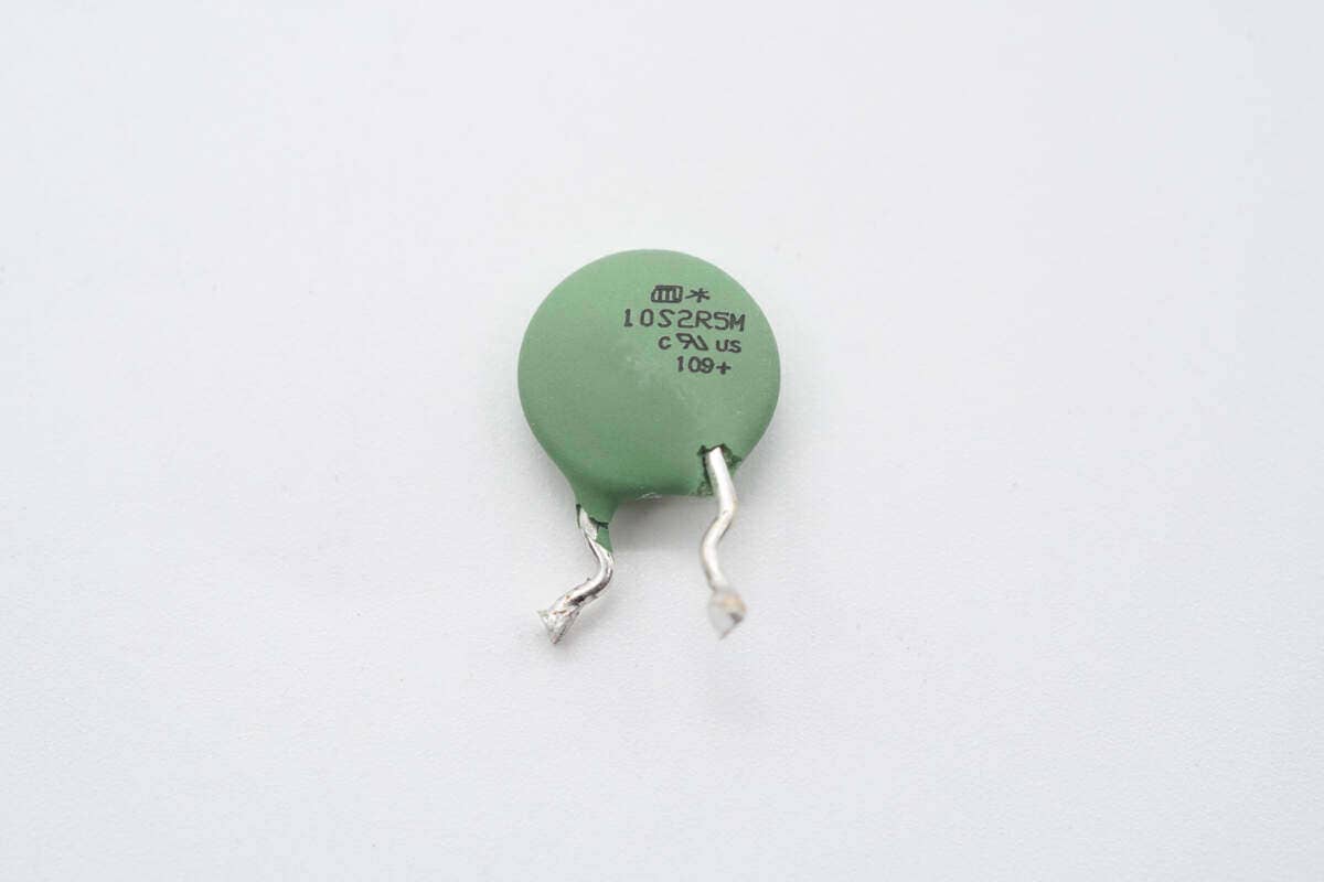 Disassembly Report: HUAWEI 65W DC Power Adapter HW-240271D0D - Charging Head Network